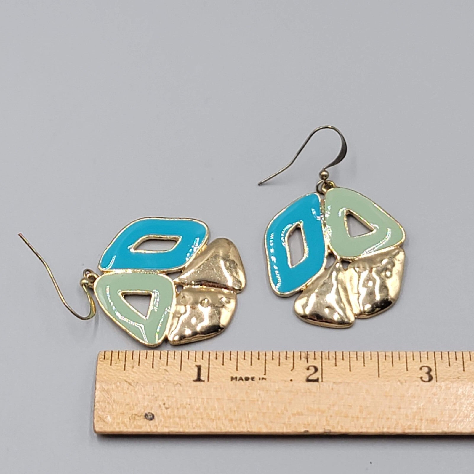 Pierced Earrings Gold tone Blue Enamel Dangle 1.5"