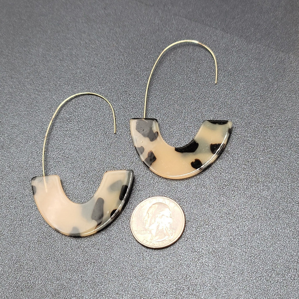 Pierced Earrings Large Resin Hoops Faux Tortoise Brown Pattern 3"