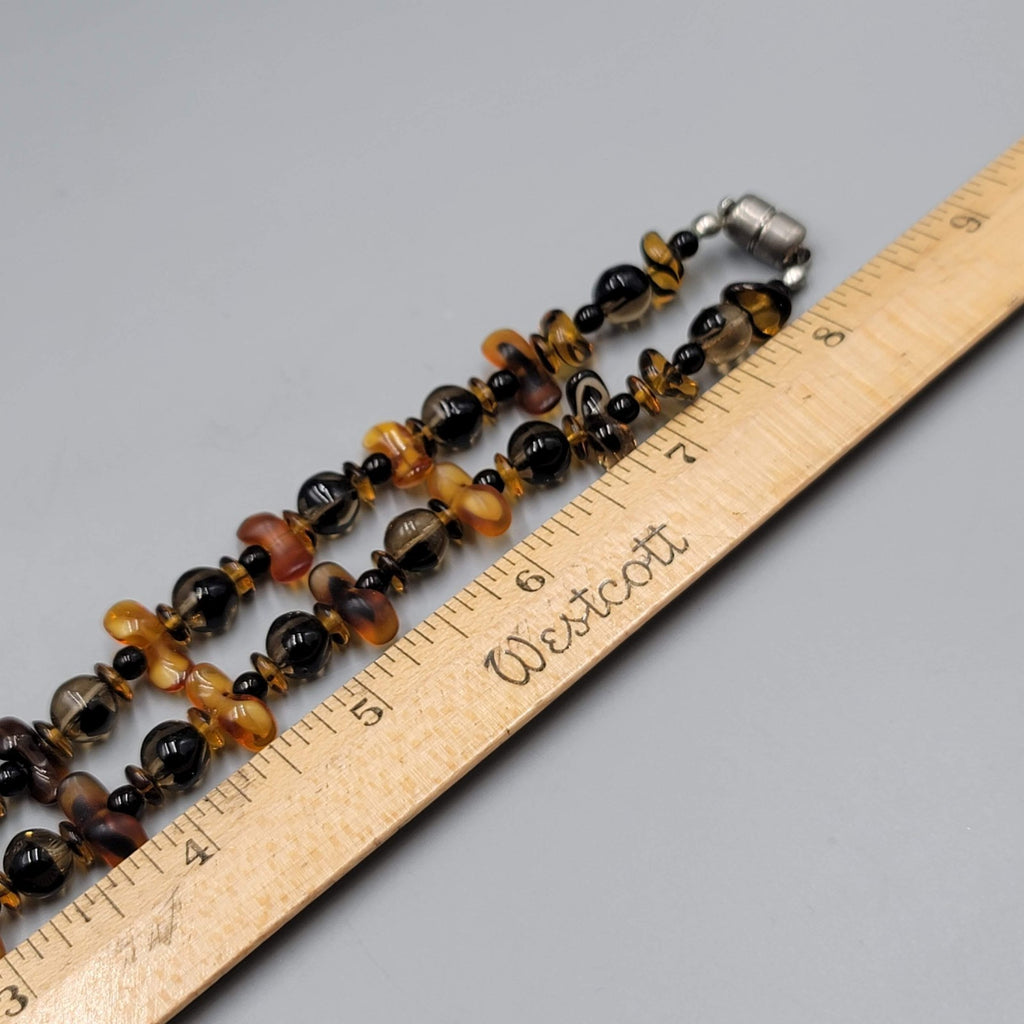 Varigated Brown Beaded Necklace Magnet Closure 17"