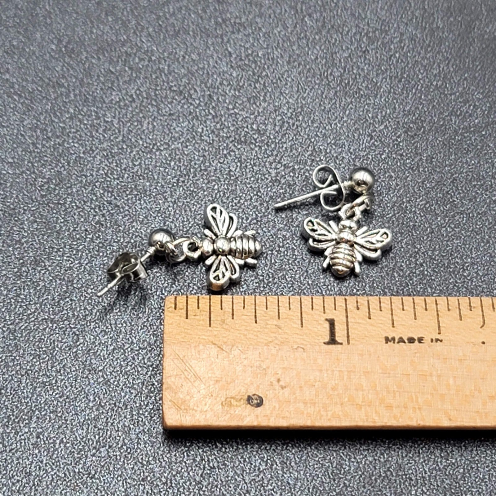 Bee Pierced Earrings Silver tone Small Dangle 1/2"