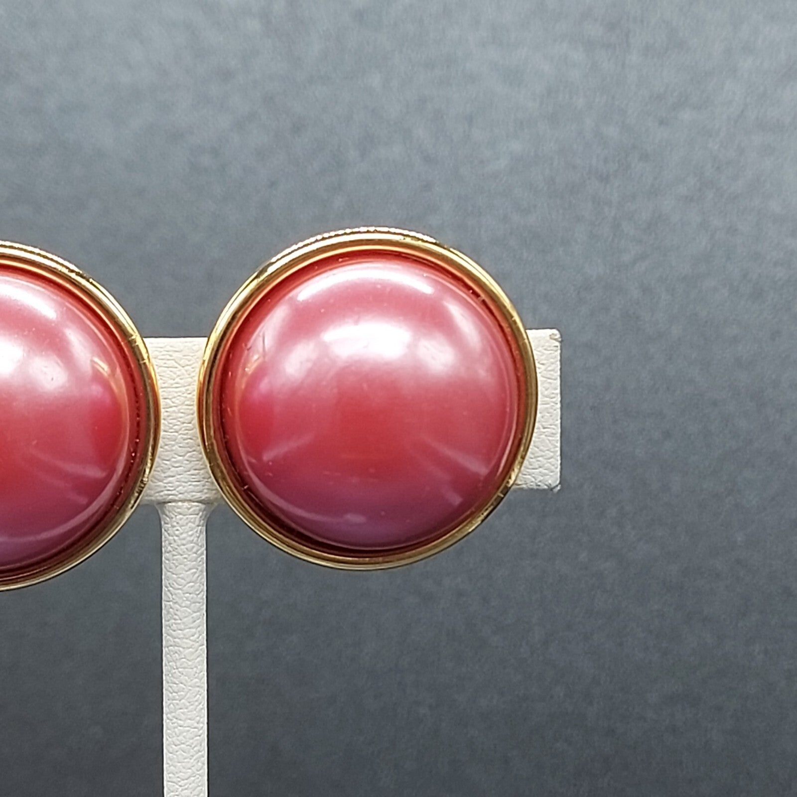 Pierced Earrings Gold tone Hot Pink Domed Studs 1 1/8"