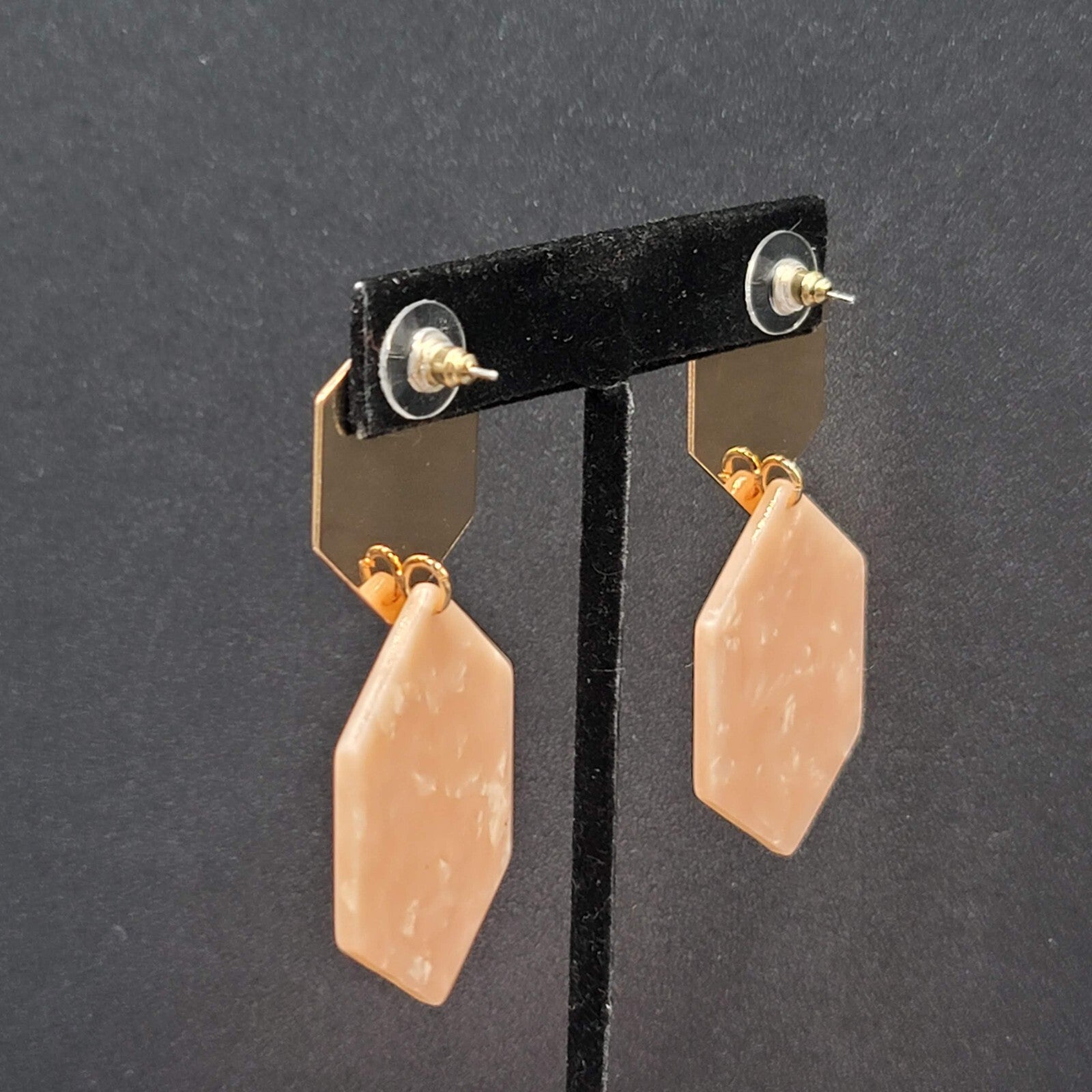Pierced Earrings Gold tone Pink Resin Geometric Dangle 2.5"