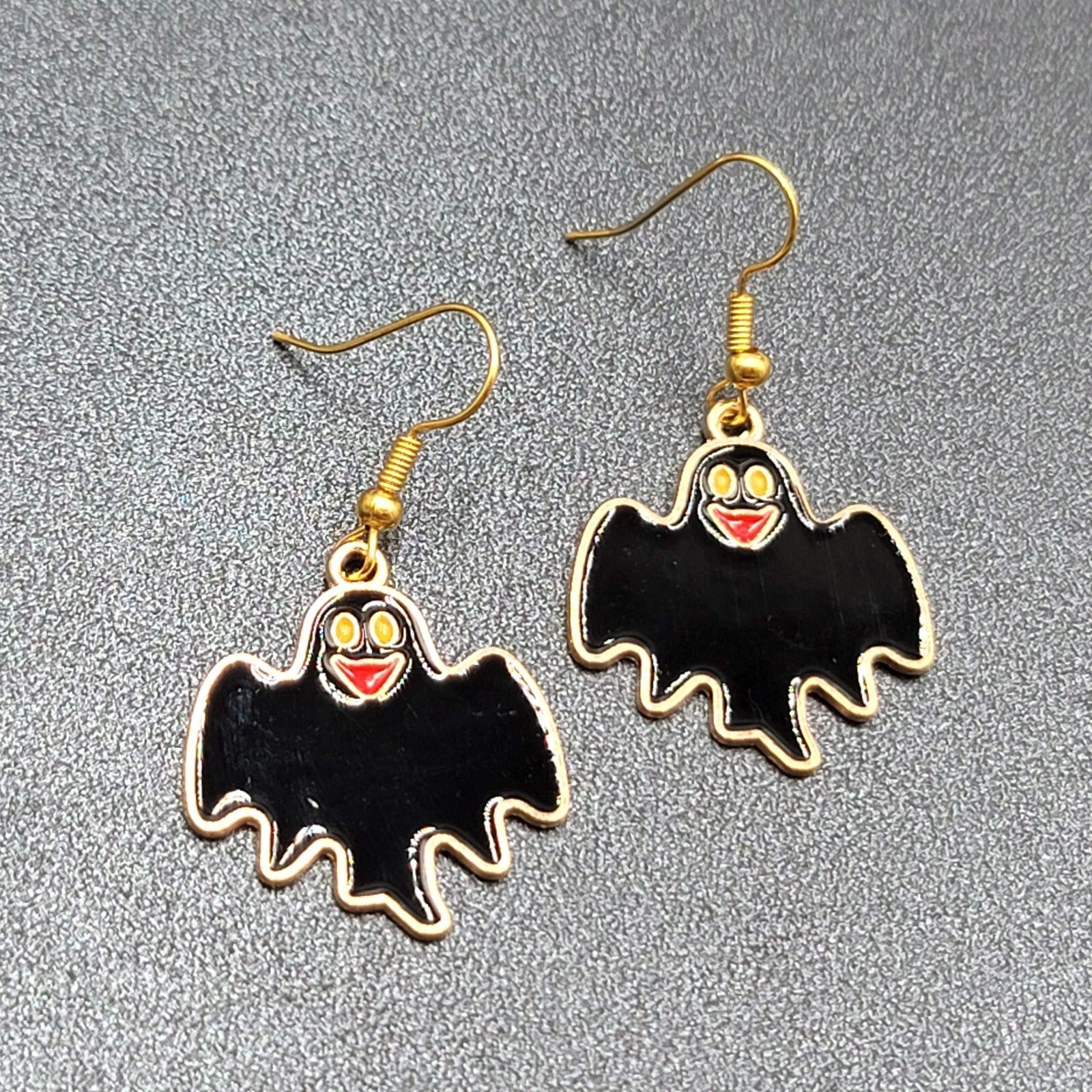 Halloween Pierced Earrings Gold tone Enamel Dangle 1"