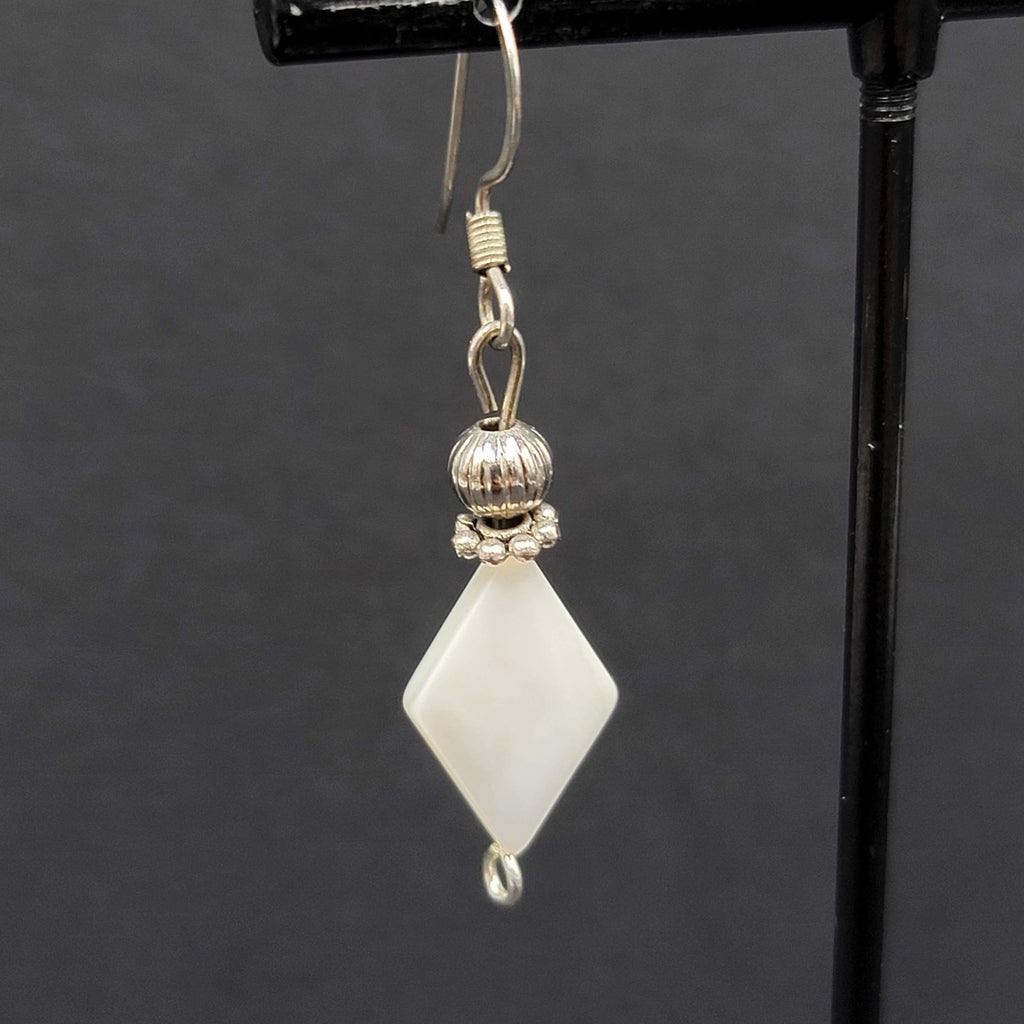 Mother of Pearl Pierced Earrings Diamond Shape Bead Silver tone Dangle  1 1/8"
