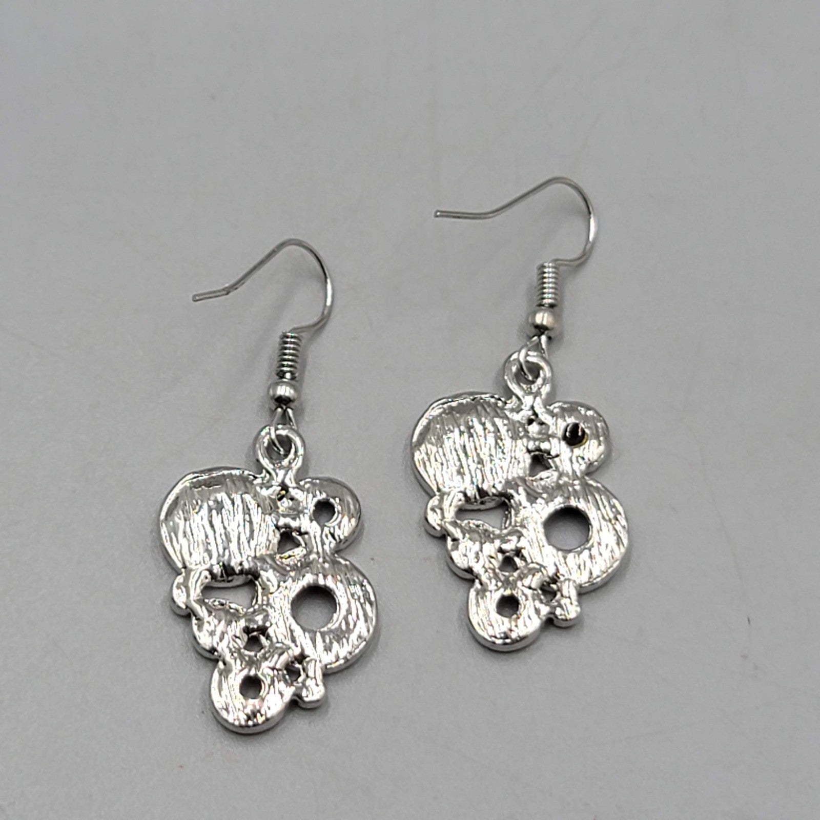 Green Swirl Enamel Pierced Earrings Silver tone Dangle   1"