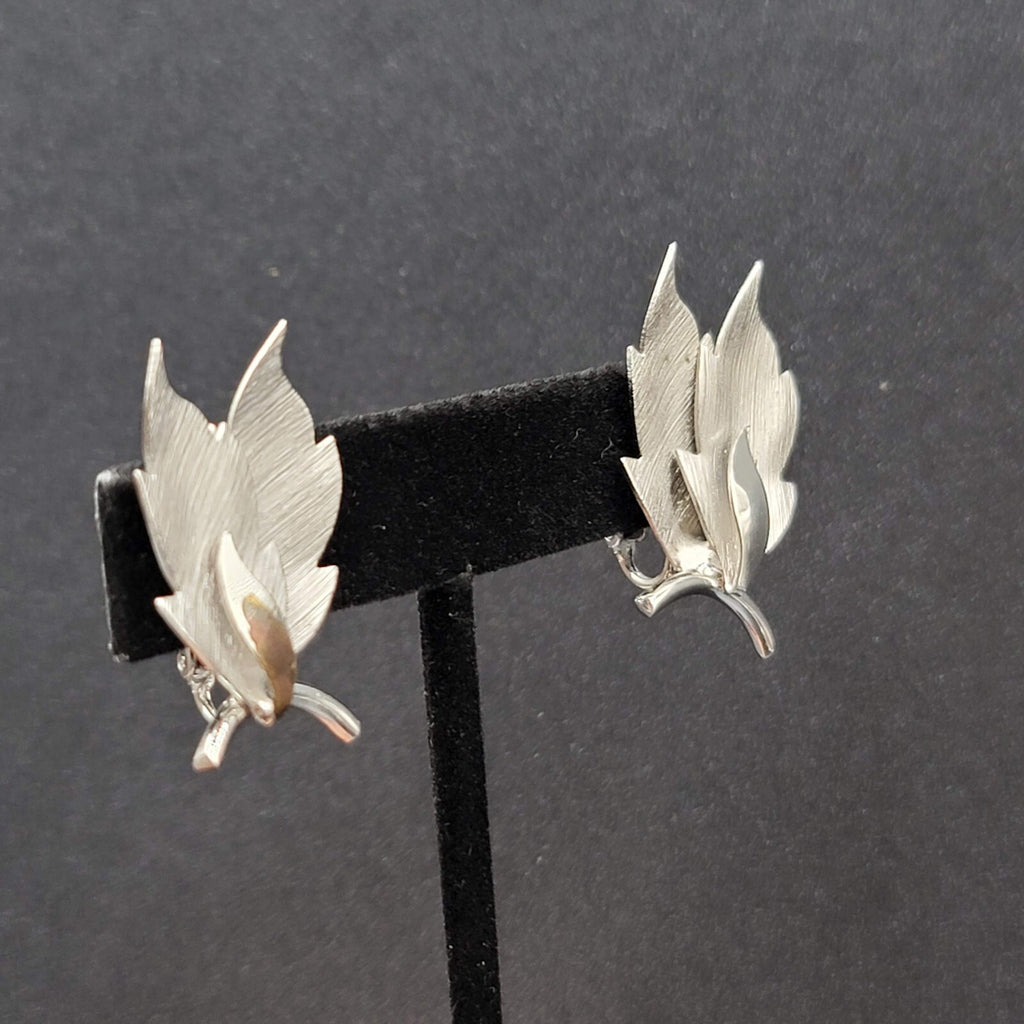 Vintage Clip on Earrings Brushed Silver tone Leaves Climber 1.5"