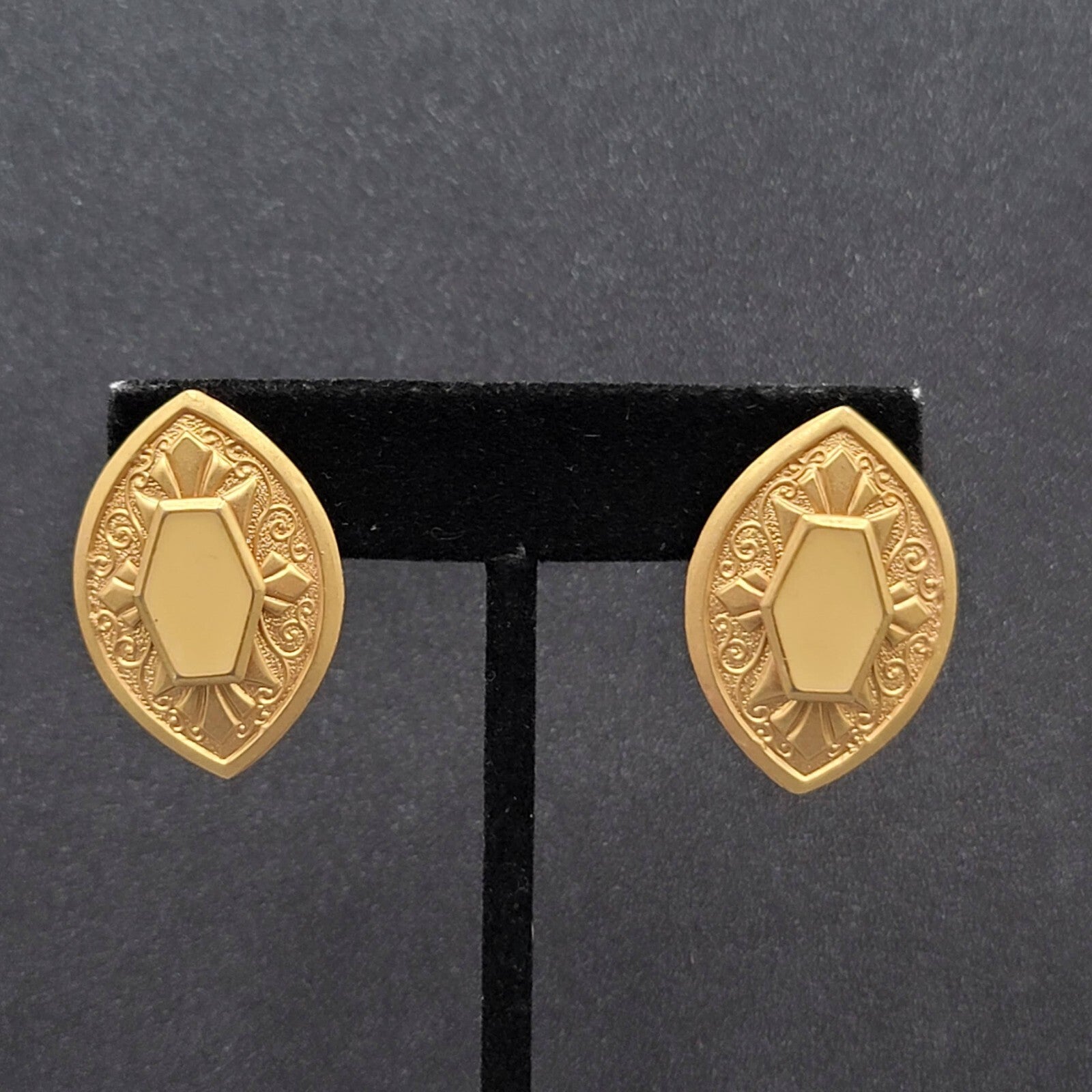 Pierced Earrings Gold tone Ivory Enamel Textured Drop 1.25"