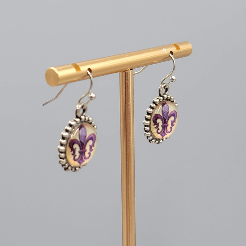 Purple Fleur di Lis Pierced Earrings Silver tone Dangle GlassDome 5/8 in