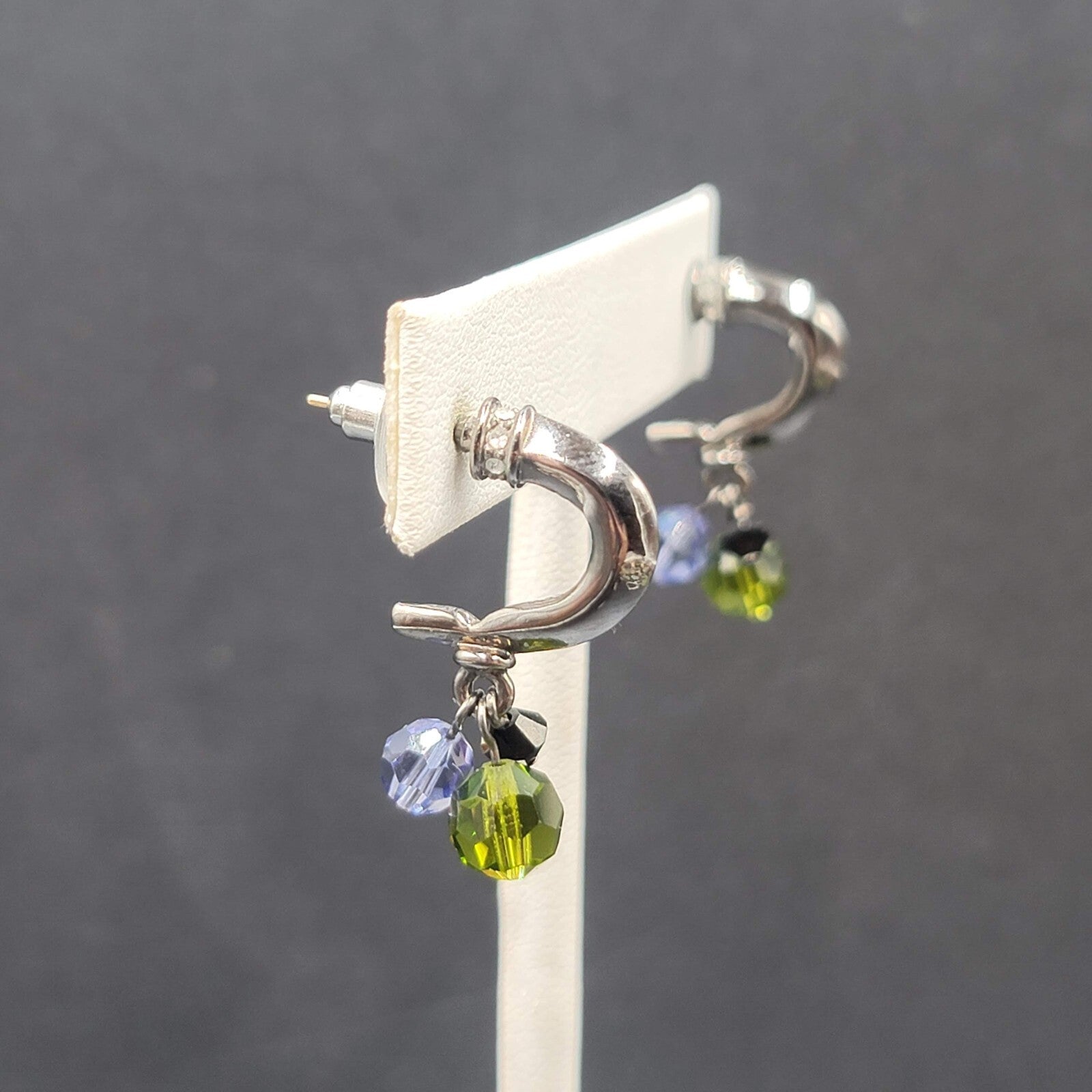 Pierced Earrings Black Metal Green Purple Faceted Bead Dangle Hoops 1"