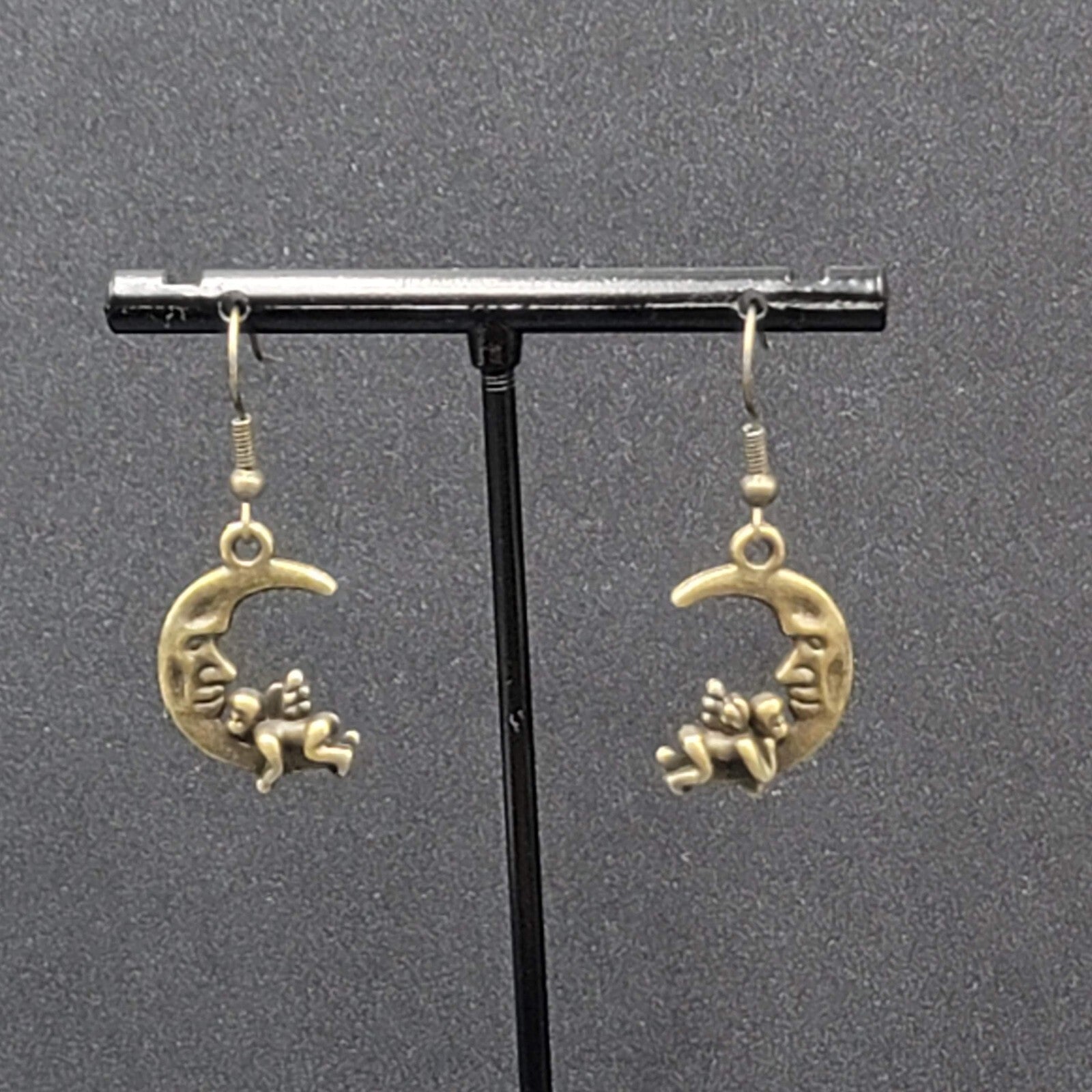 New Cherub Angel Moon Pierced Earrings Bronze tone Dangle 3/4"