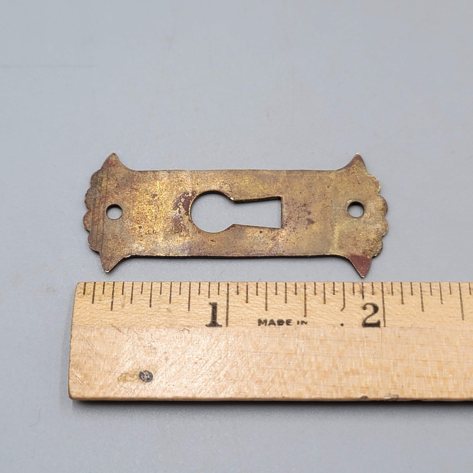 Vintage Ornate Brass Skeleton Keyhole Escutcheon Salvage Hardware 2" (53)