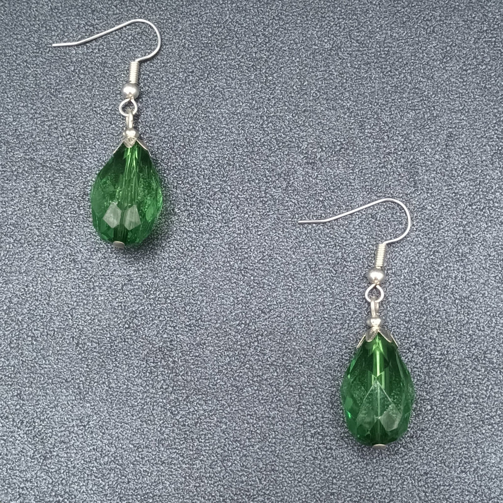Pierced Earrings Silver tone Acrylic Green Faceted Teardrop Dangle 1"