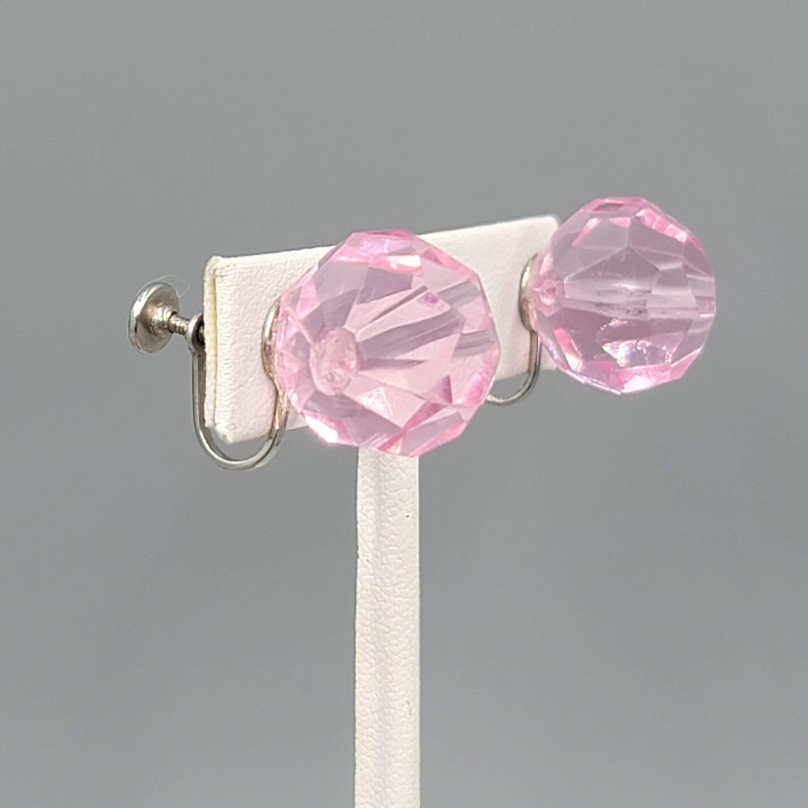 Vintage Large Faceted Pink Acrylic Bead Clip on Earrings Silver tone Screw 3/4"
