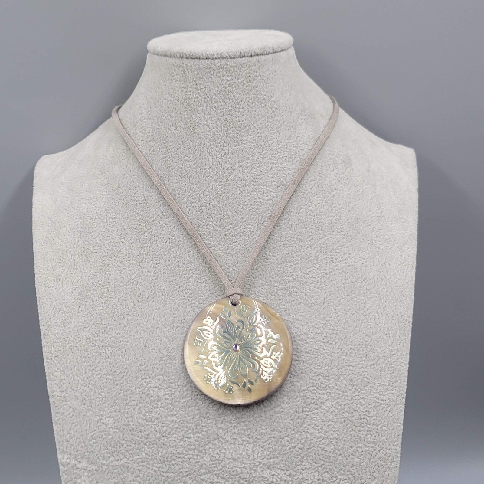 Round Shell Pendant Necklace Gray Leather Cord 16"