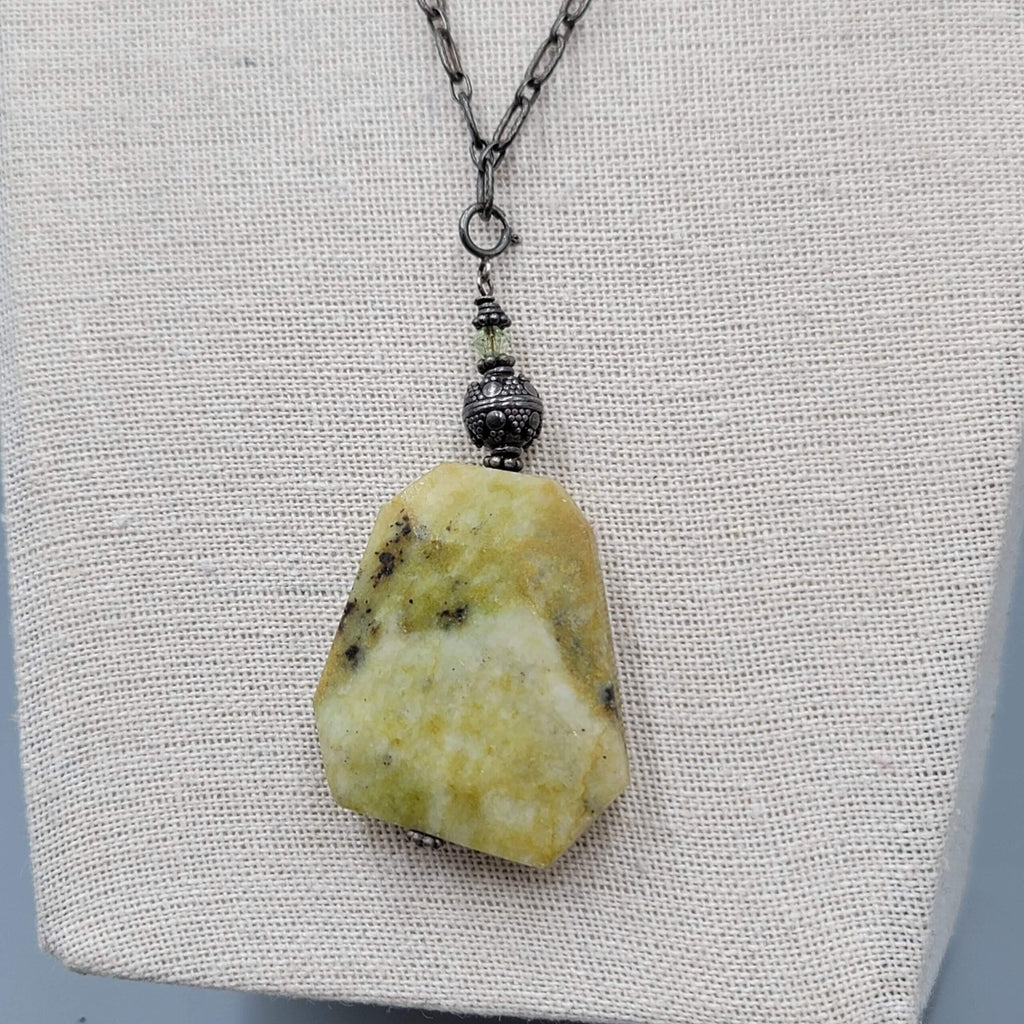 Sterling Silver Necklace Serpentine Stone Pendant Textured Chain 20"