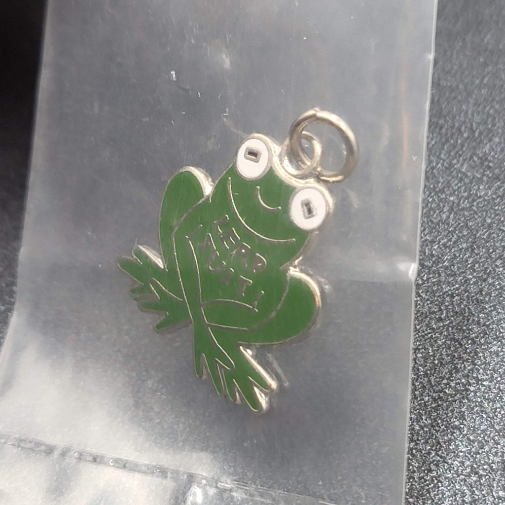 Tops Leap Tuit Frog Charm Silver tone Green Enamel 7/8" New