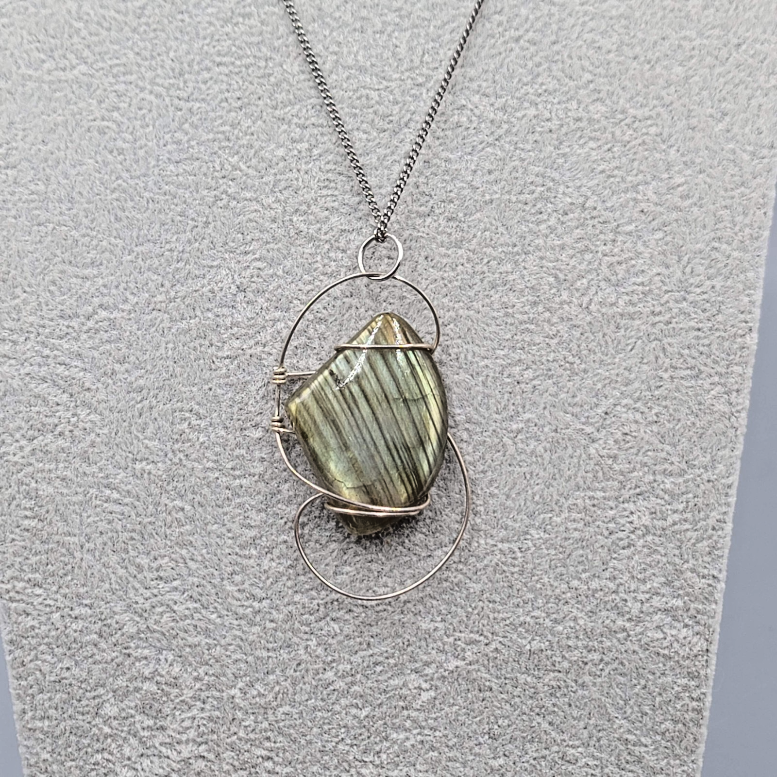 Labradorite Wire Wrapped Pendant Necklace Silver tone 24 in