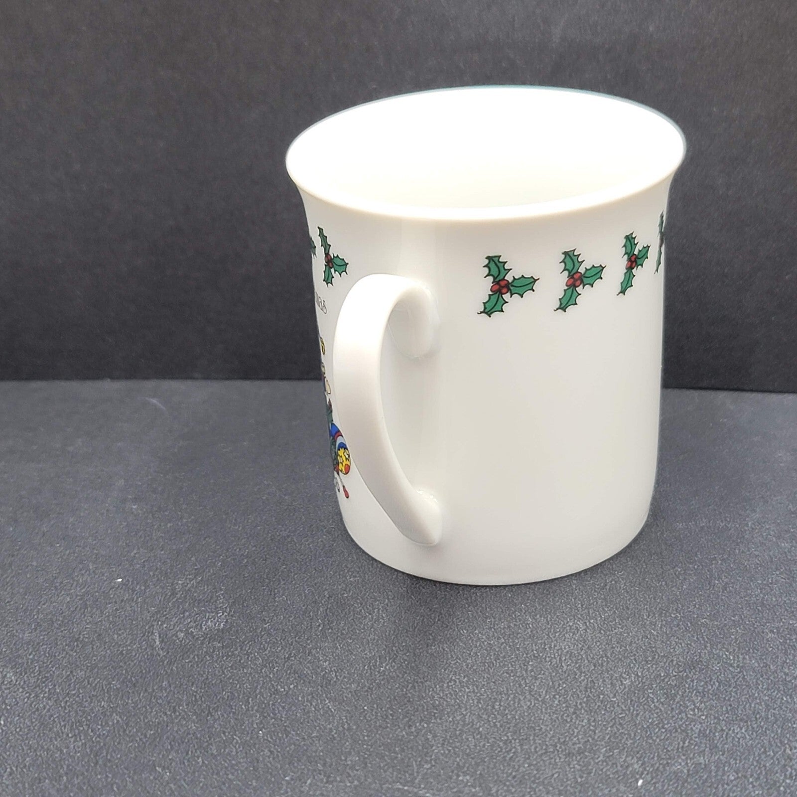Vintage Enesco Babys First Christmas Cup Mug 1985 lucy and me Bears Holly 2.5"