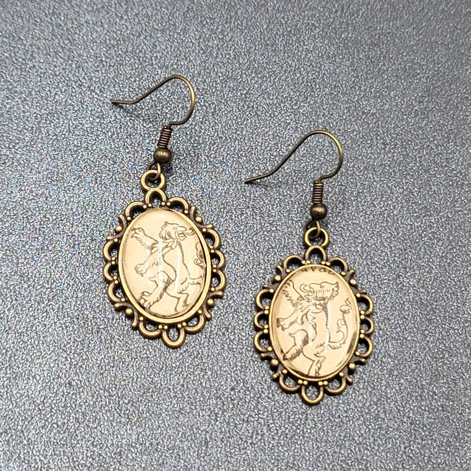 Lions Pierced Earrings Bronze tone Glass Cabochon Dangle 1.25"