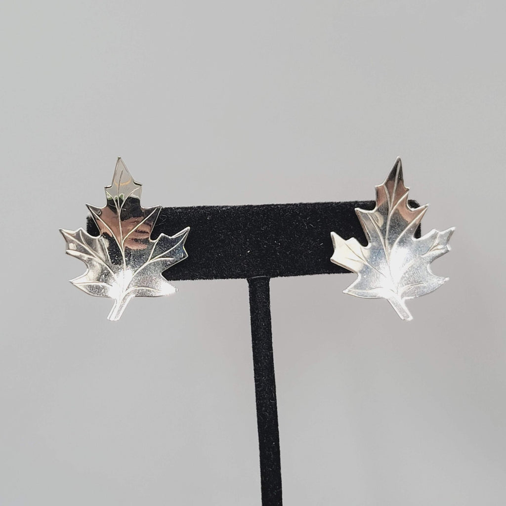 Vintage Clip on Earrings Silver tone Leaf Screw Back 1.25"