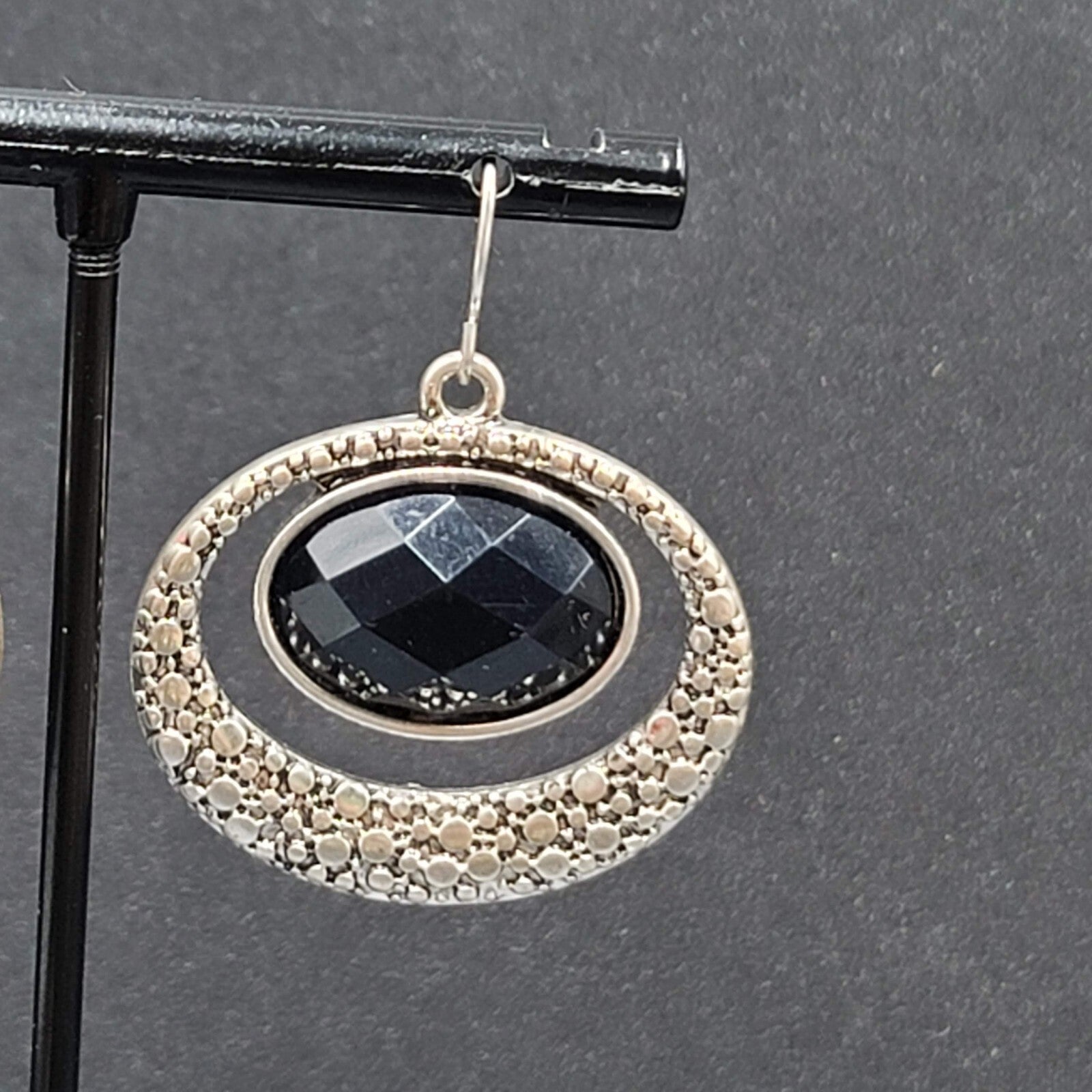 Pierced Earrings Silver tone Black Center Oval Dangle 1.25"