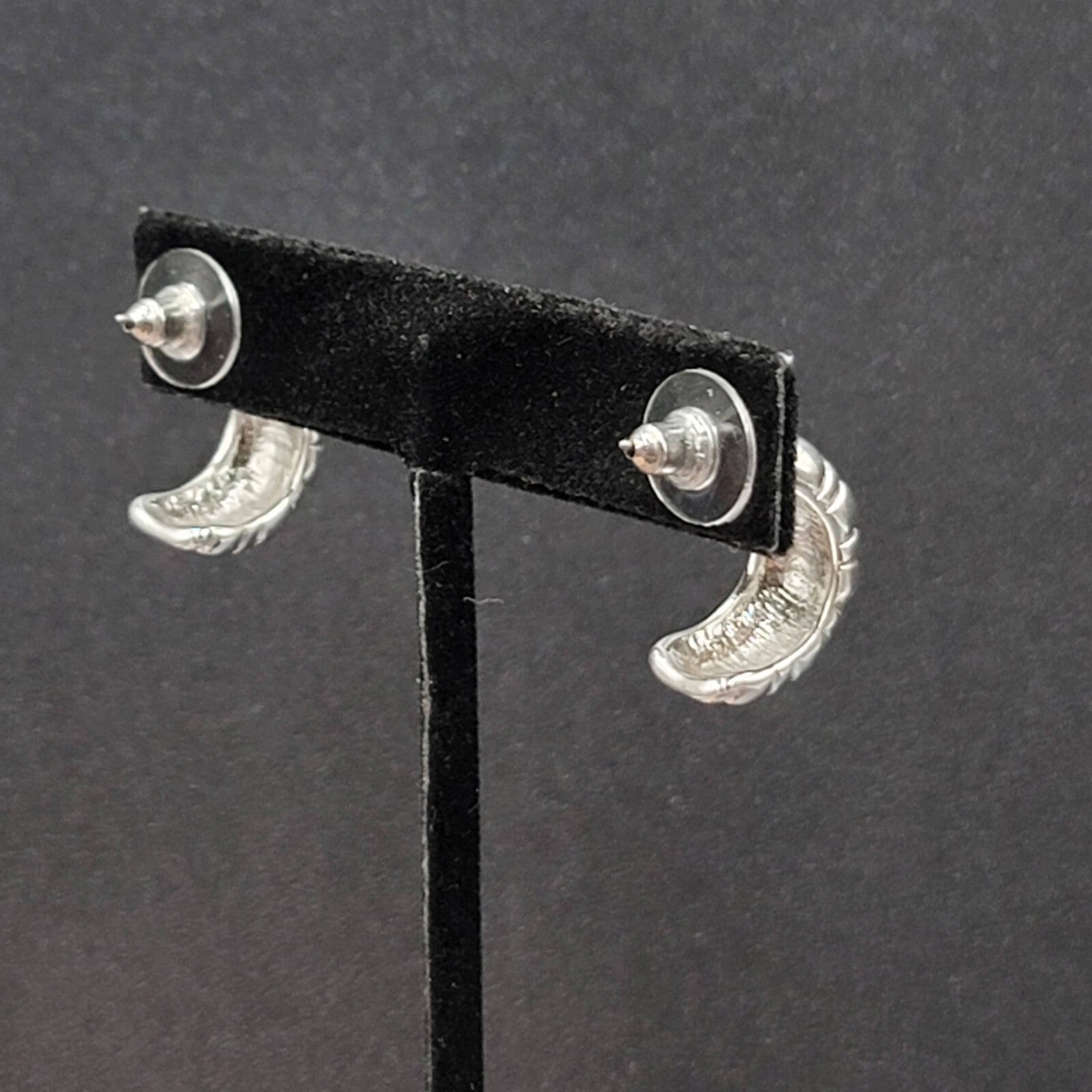 Pierced Earrings Silver Plated Ribbed Half Hoops Drop 3/4"