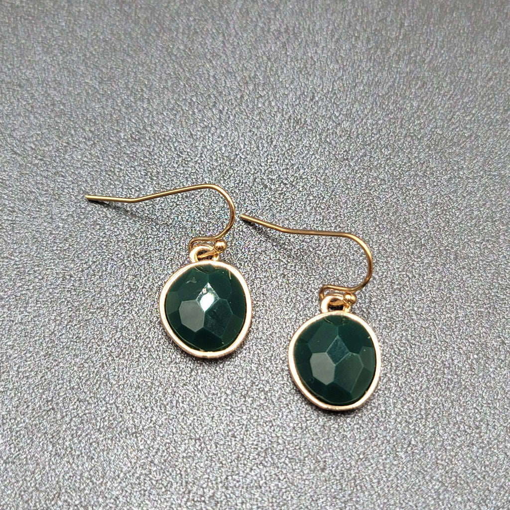 Pierced Earrings Gold tone Green Faceted Acrylic Dangle 1/2"