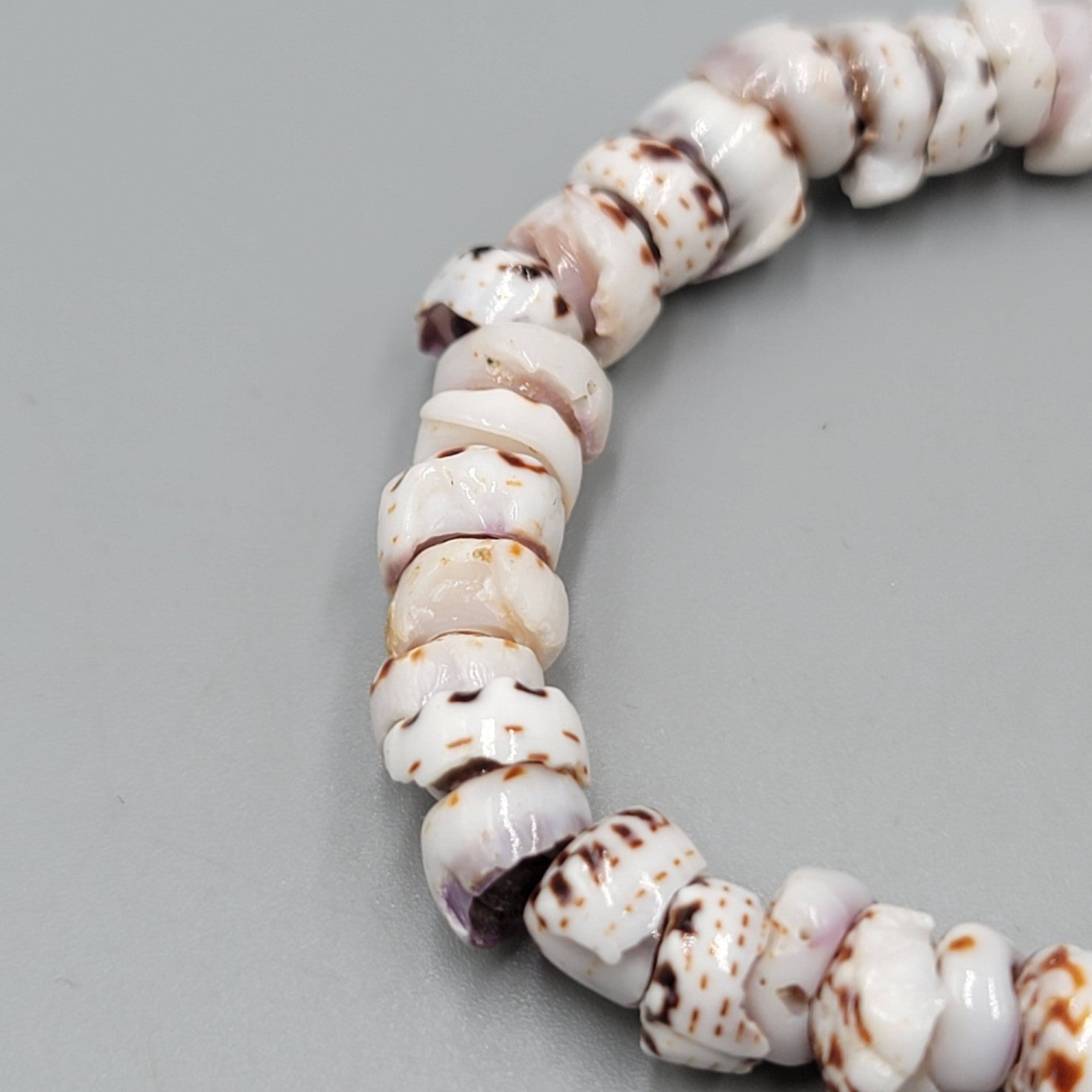 Real Authentic Shell Bracelet Elastic Brown White 6.5"