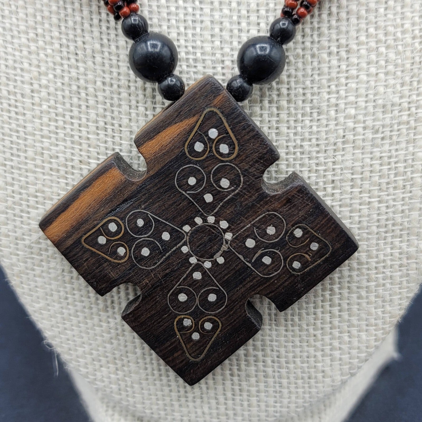 Artisan Boho Necklace Dark Red Seed Bead Wood Inlay Pendant Ethnic 18"