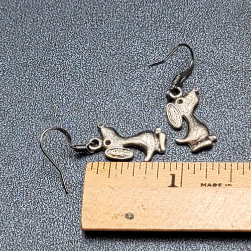 Beagle Dog Pierced Earrings Silver tone Dangle 3/4"