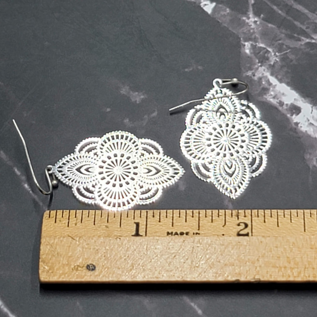Laser Cut Metal Pierced Earrings Silver tone Dangle  1 3/8 in