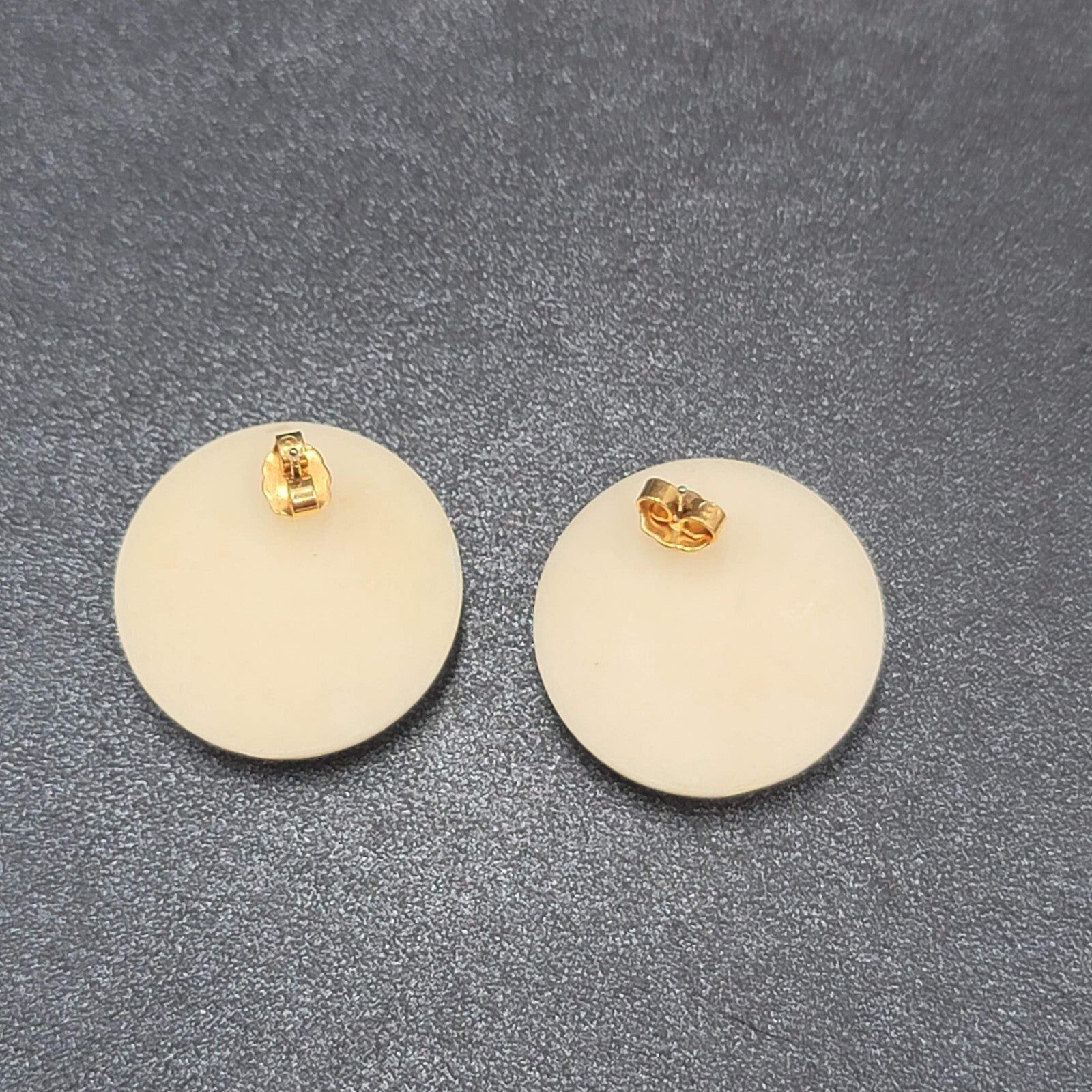 Vintage Pierced Earrings Acrylic White Red Blue Gold Artistic Round Drop 1 1/8"