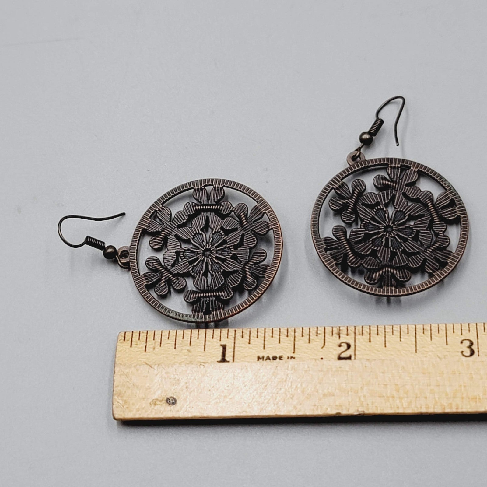 Multicolor Enamel Flower Pierced Earrings Round Bronze tone Dangle 1 3/8"