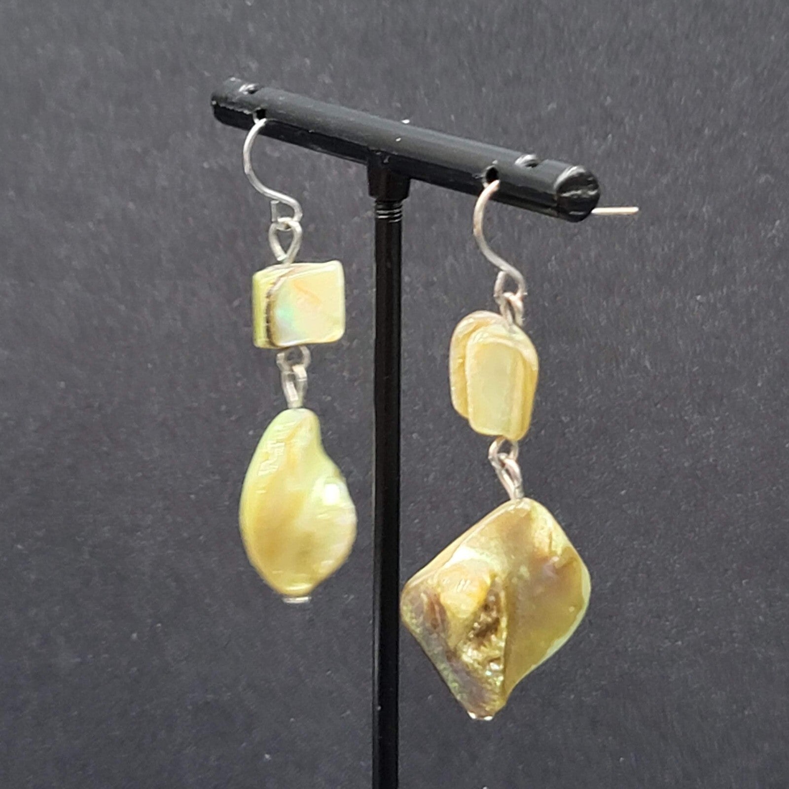 Pierced Earrings Silver toen Green Dyed Shell Dangle 1.5"