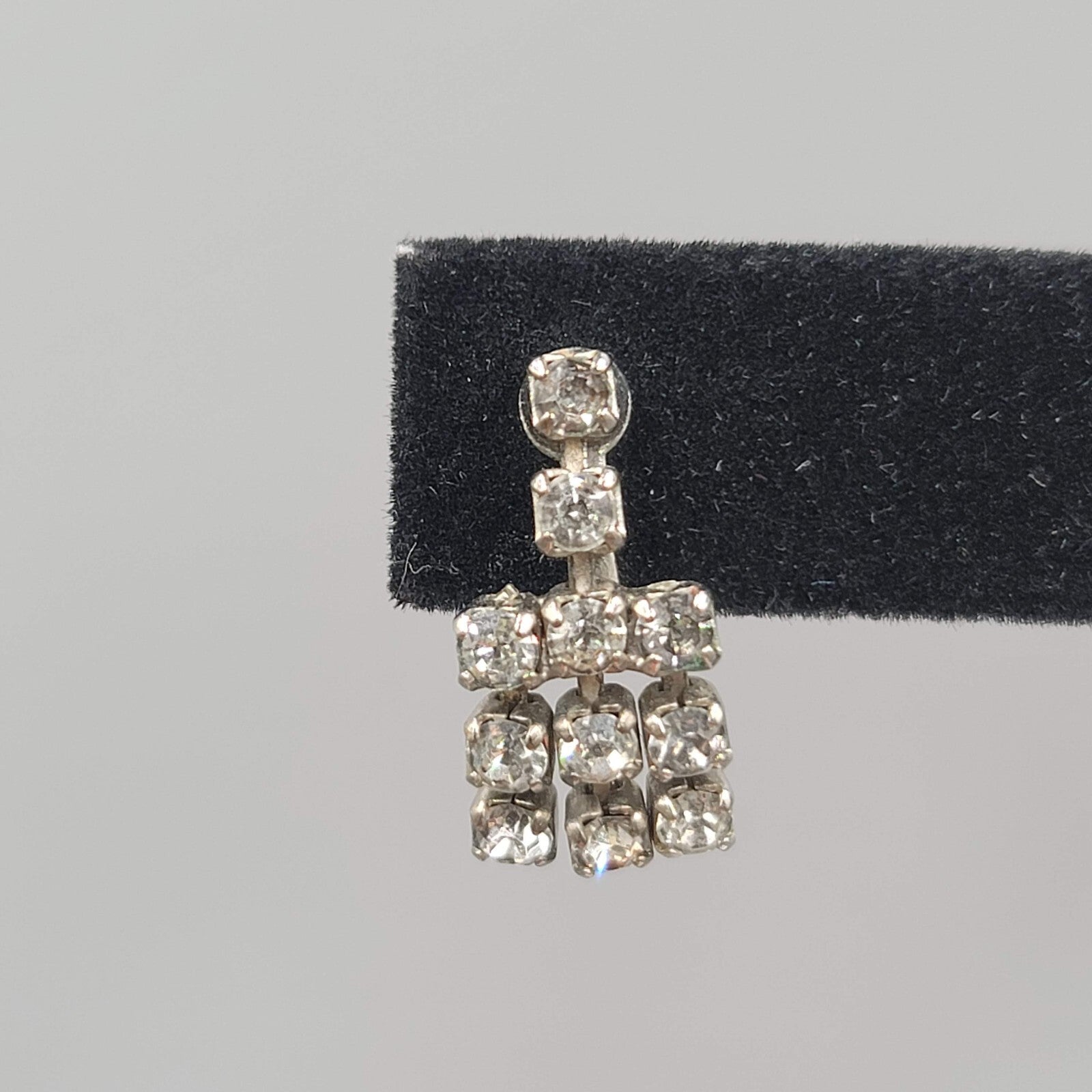 Vintage Dangle Rhinestone Clip on Earrings Silver tone Screw Back 3/4"