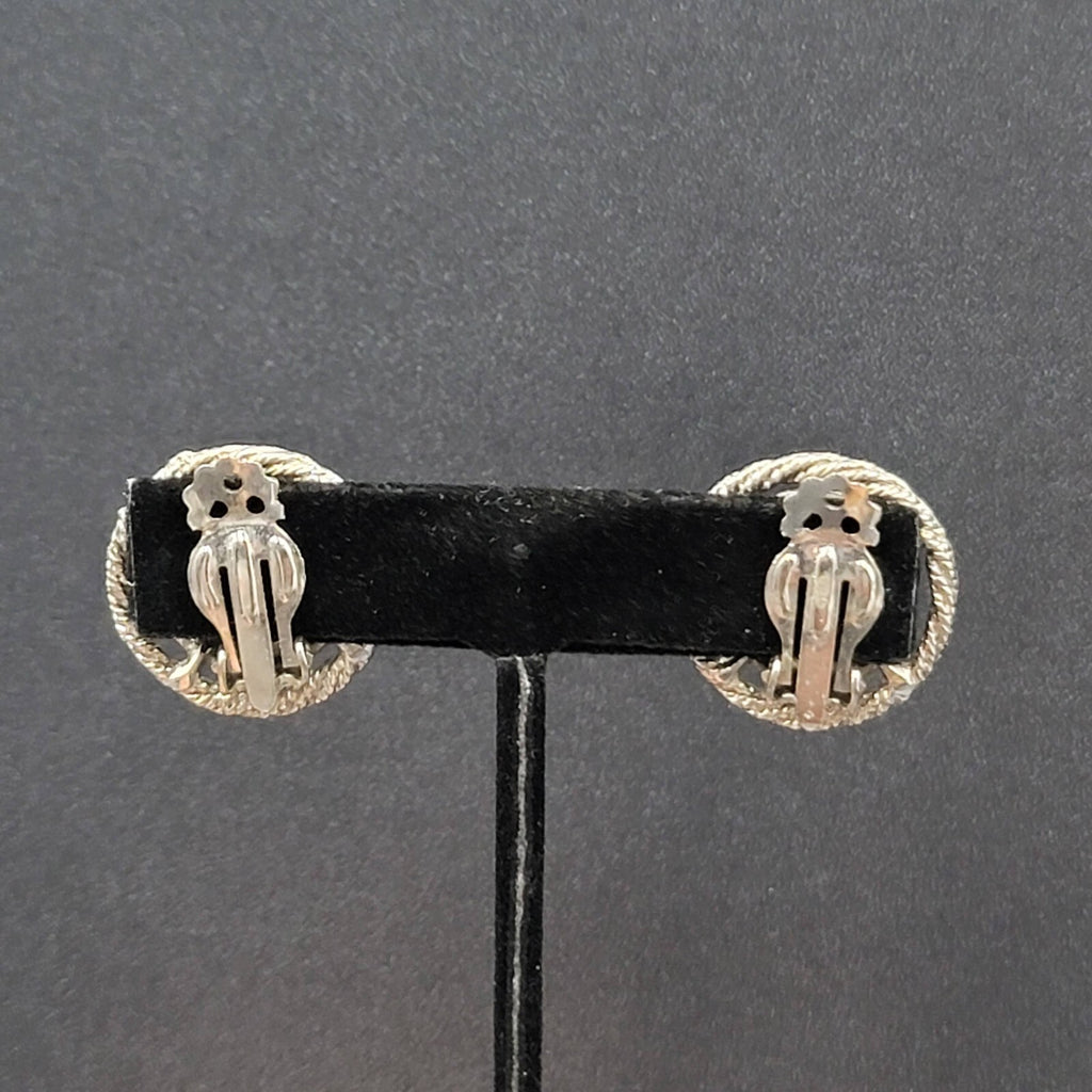 Vintage Clip on Earrings Textured Dome Silver tone 1"
