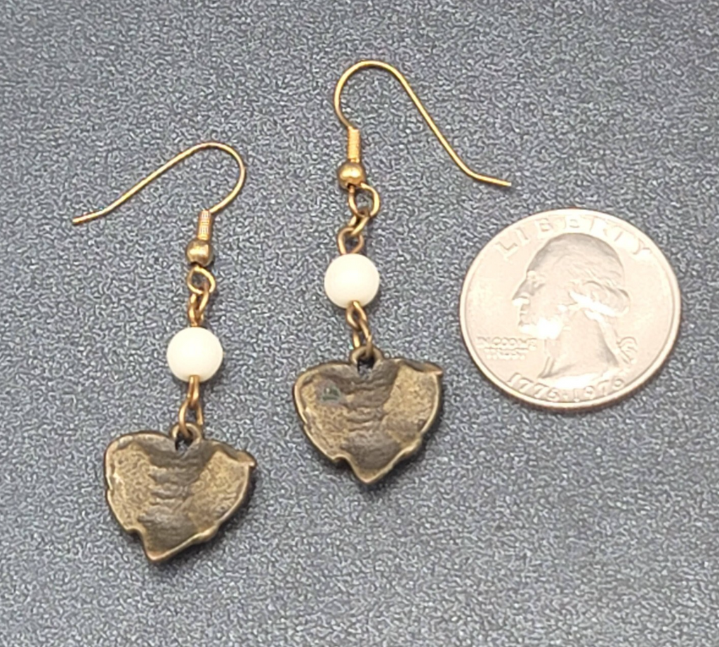 Pierced Earrings Gold tone Metal Heart White Bead Dangle 1.5"