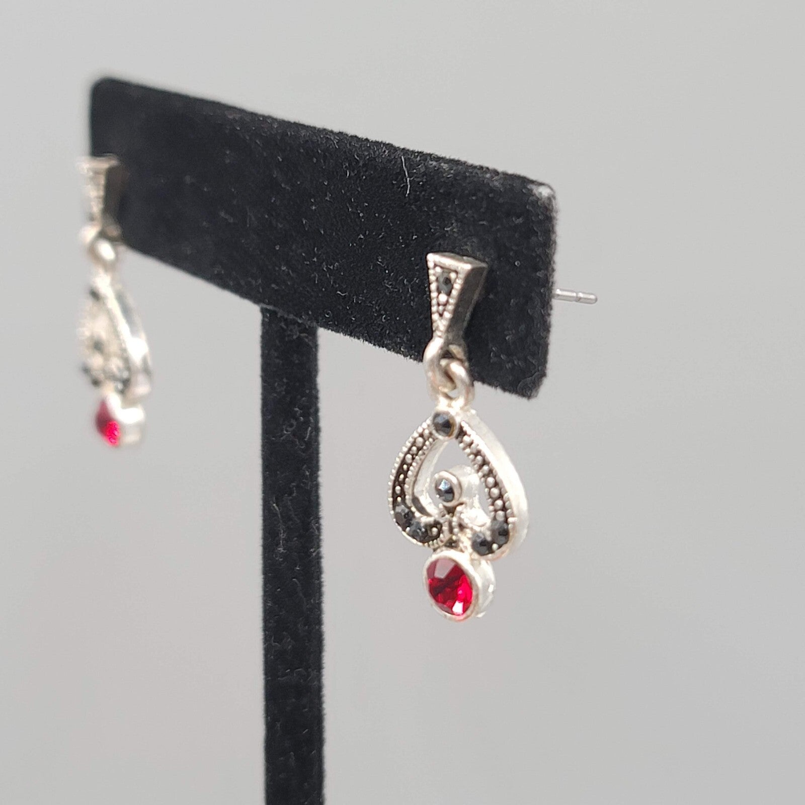 Pierced Earrings Silver tone Red and Black Rhinestone Dangle 1"