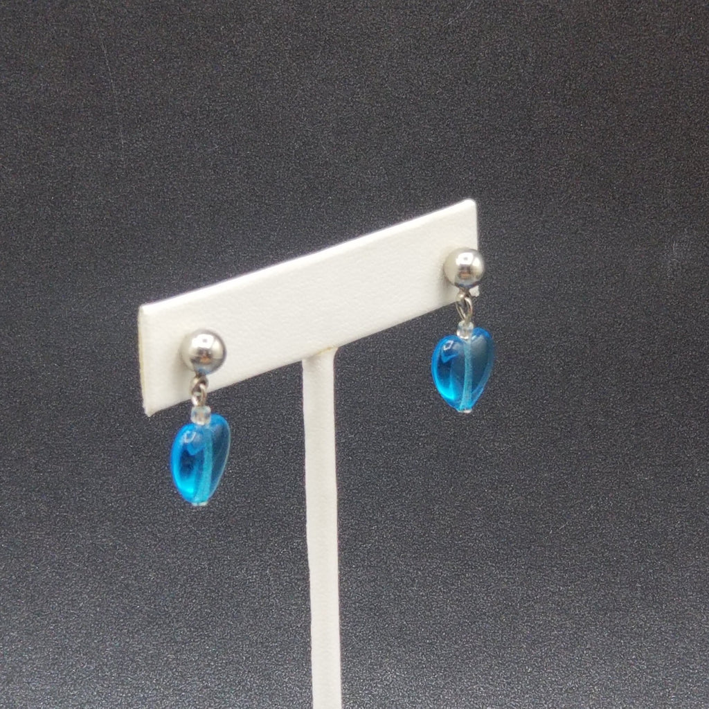 Pierced Earrings Silver tone Blue Crystal Heart Beaded Dangle 1"