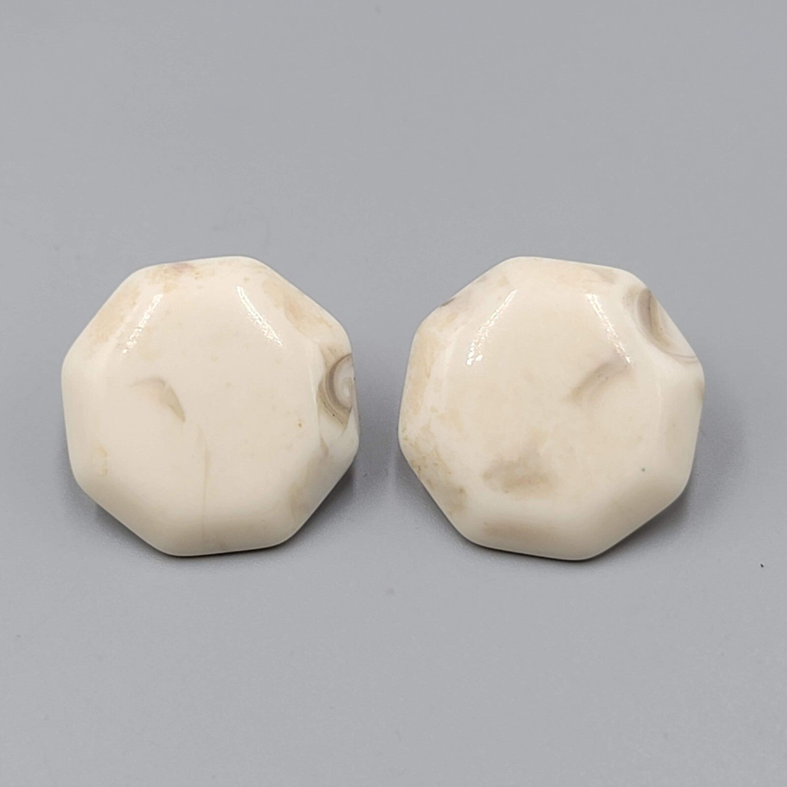 Vintage Pierced Earrings White Gray Marble Look Octagon Drop 1.25"