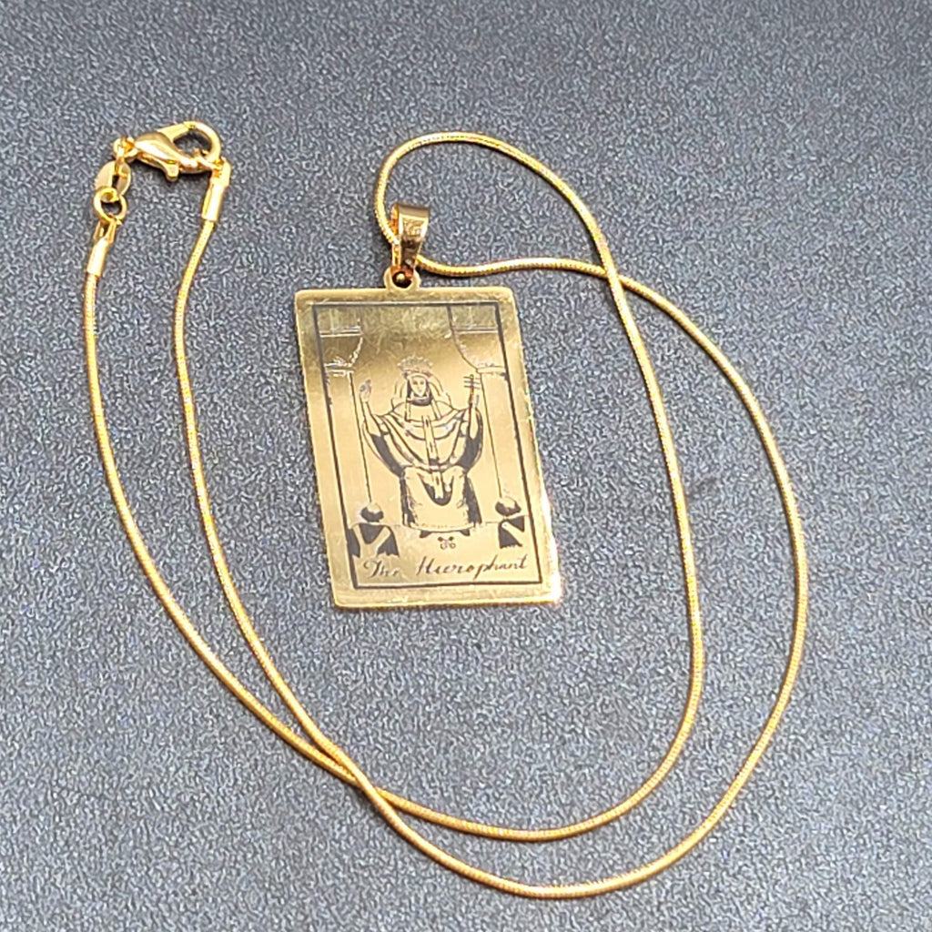 The HIEROPHANT Tarot Card Pendant Necklace Major Arcana Gold tone 18”.