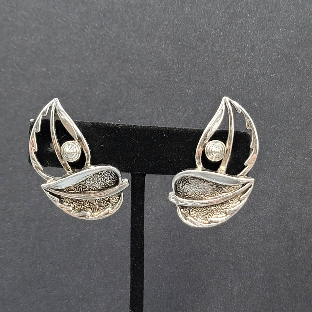 Vtg Sarah Cov Clip on Earrings Silver tone Leaves Climber Large Statement 1.5"