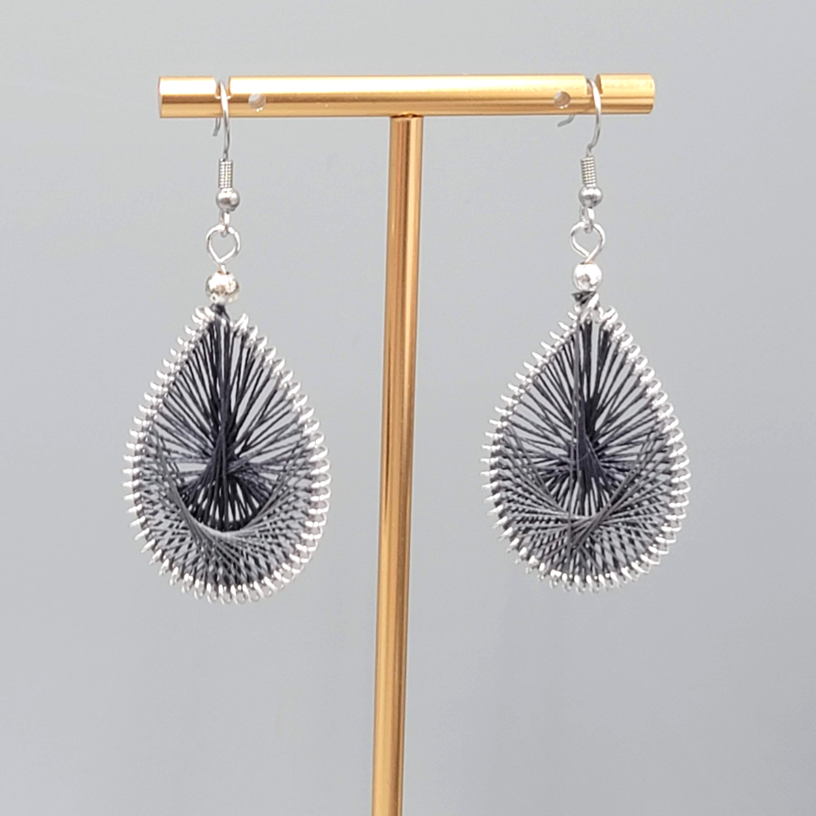 Teardrop gray String Art Pierced Earrings Silver tone Dangle 1 7/8"