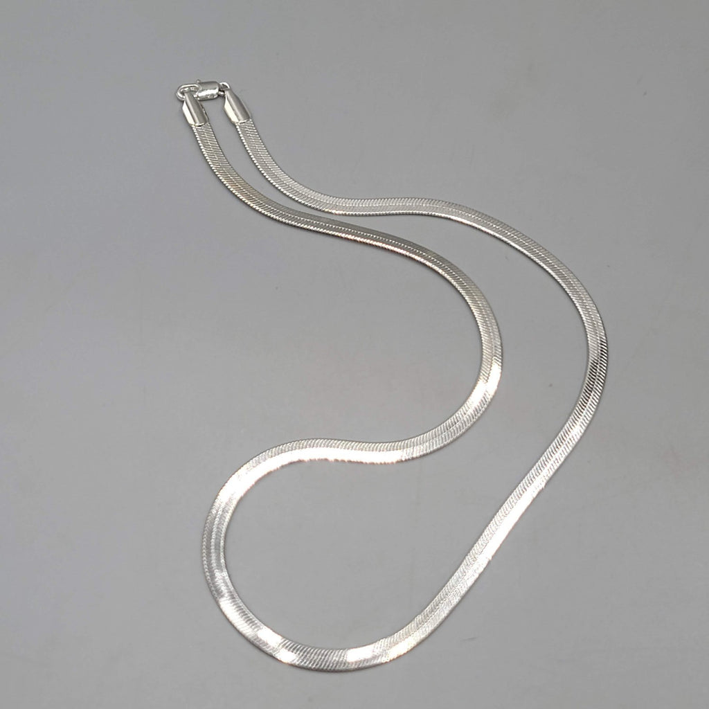 Vintage Herringbone Chain Necklace Silver Plated Estate Costume Jewelry 20"