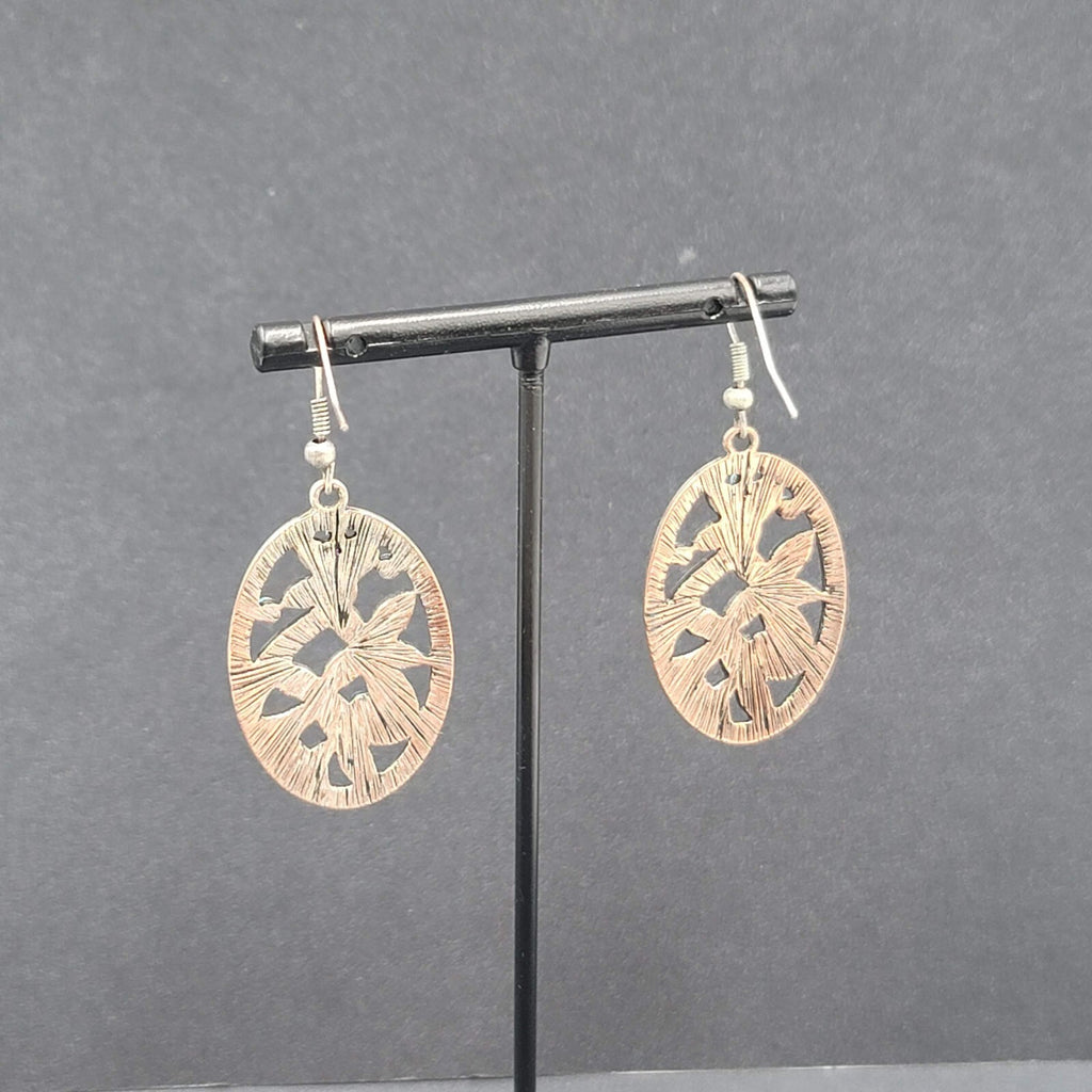 Pierced Earrings  Flowers Oval Statement Blue Accent Dangle 1.5"