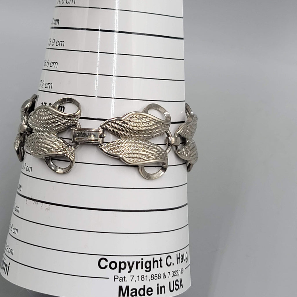 Vintage Bracelet Silver tone Textured Leaves 7.25 in