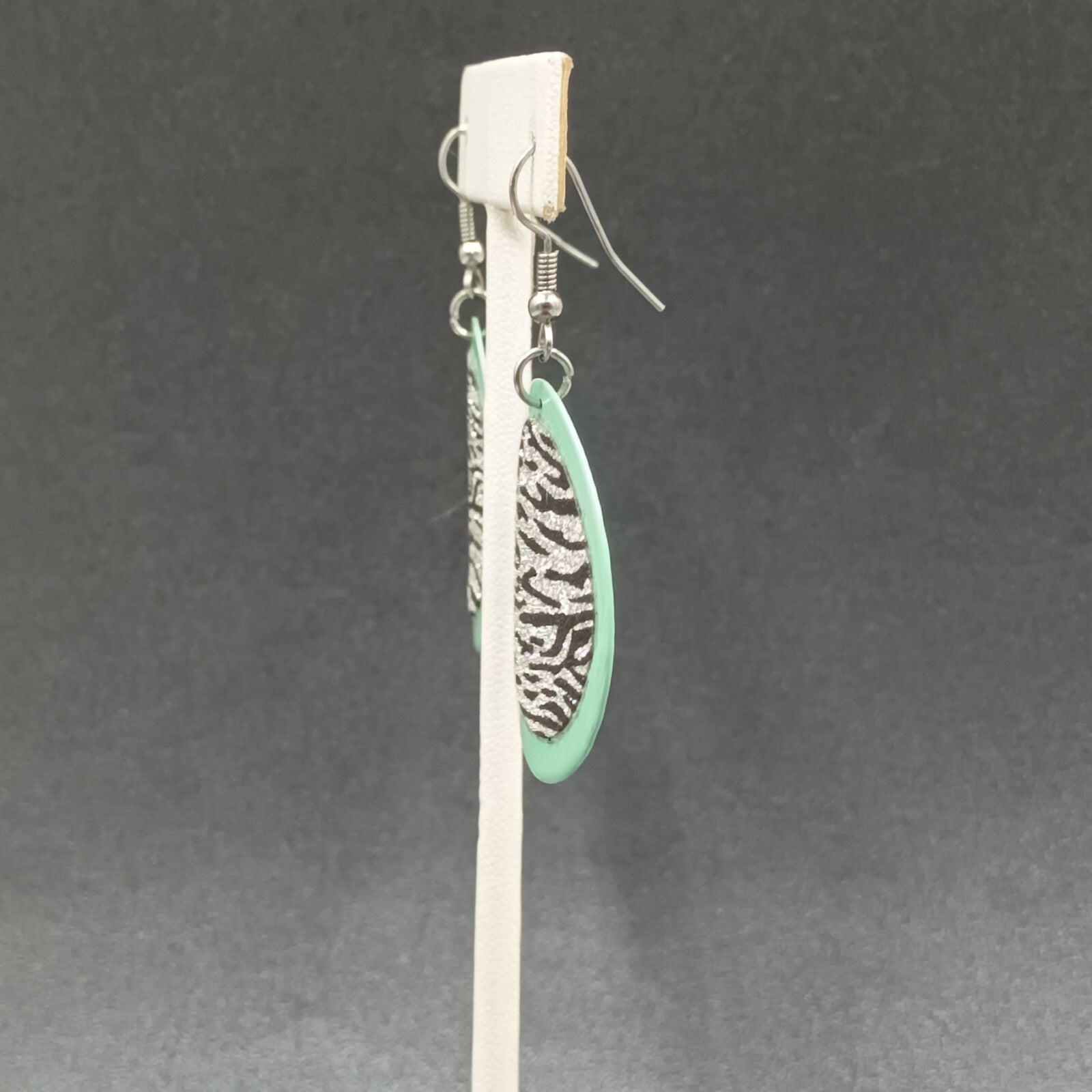 Pierced Earrings Seafoam Sparkle Zebra Print Enamel Round Dangle 1 1/2"