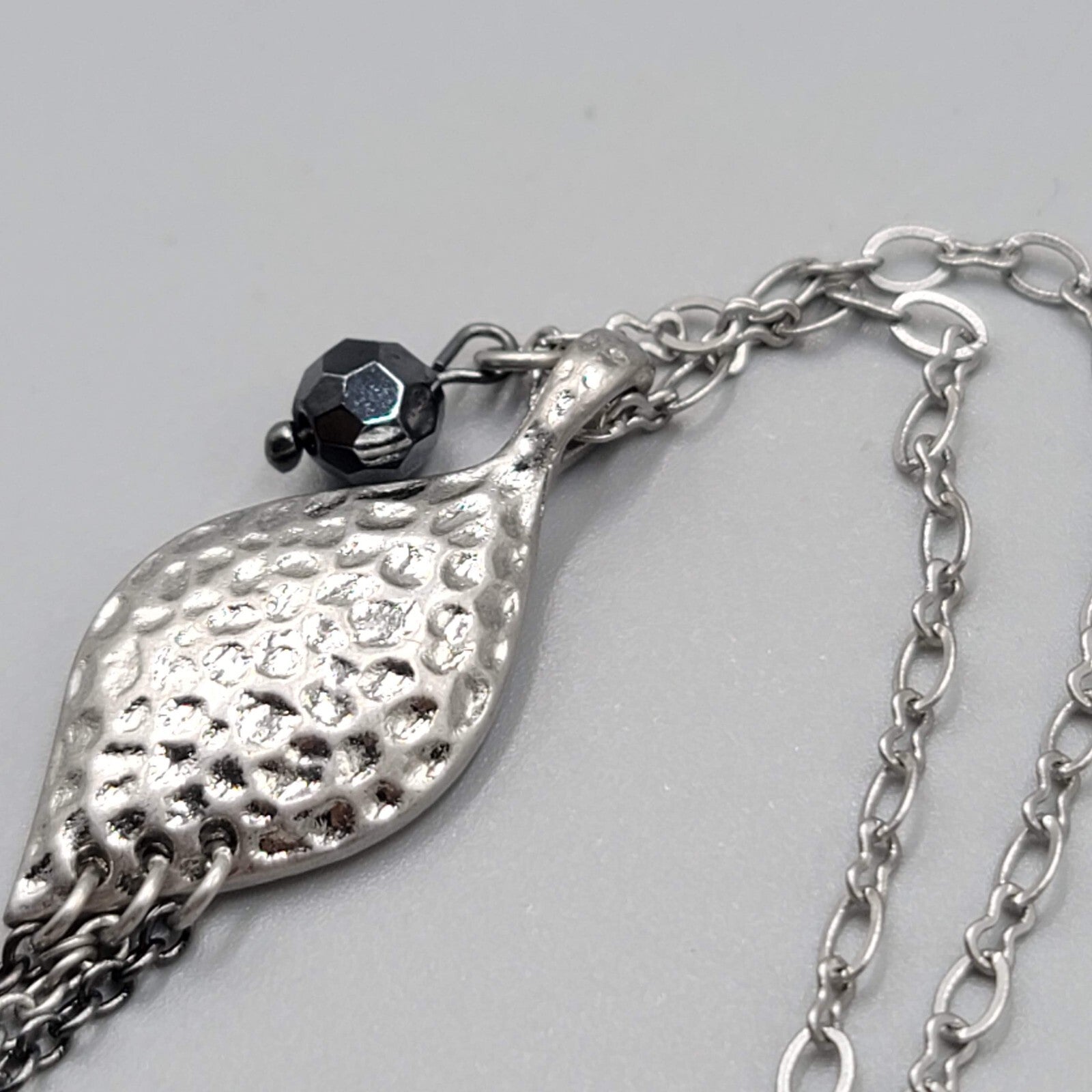 Lia Sophia Necklace Pendant Black Bead Silver tone Chain 16"-19"