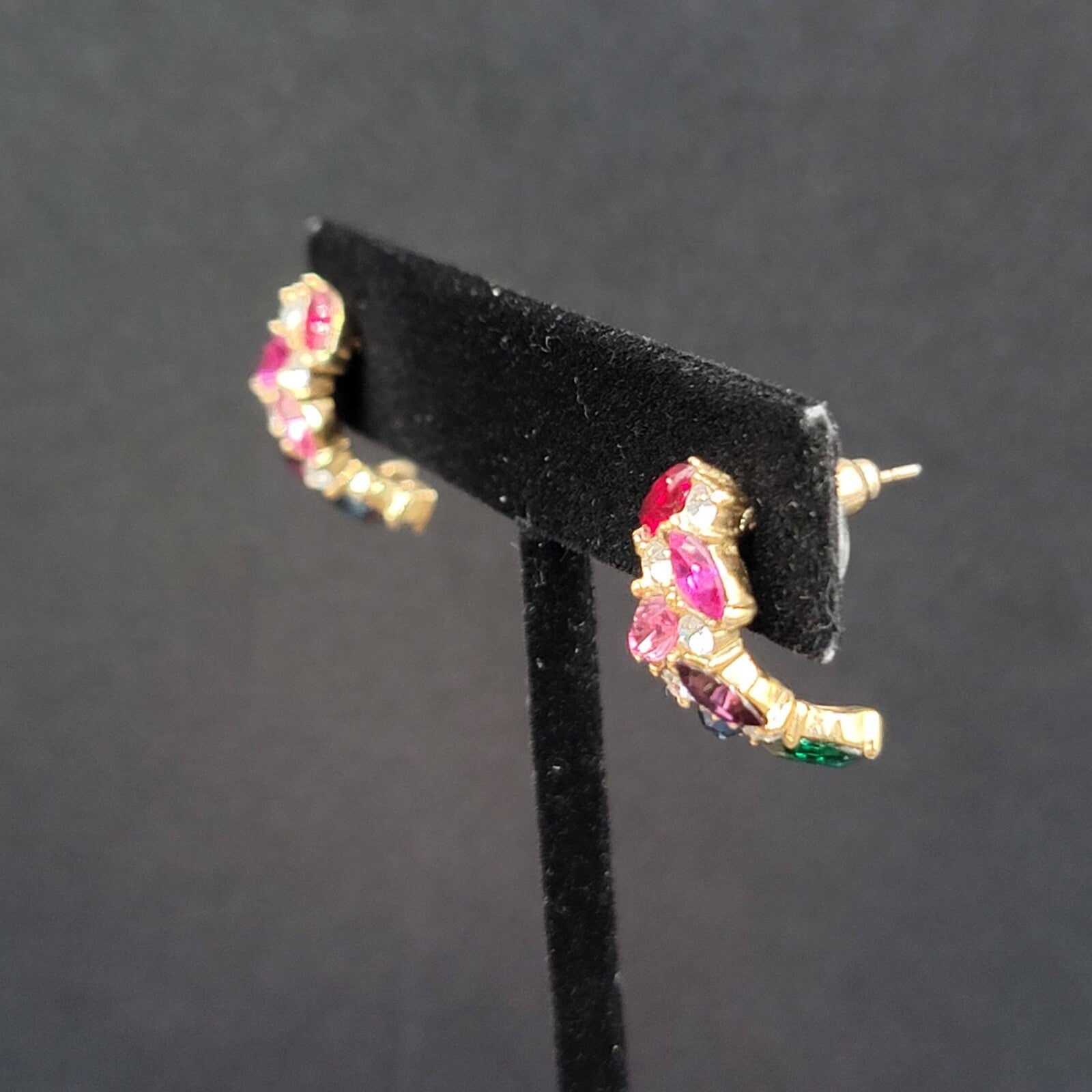 Pierced Earrings Gold tone Multicolor Half Hoops 3/4"