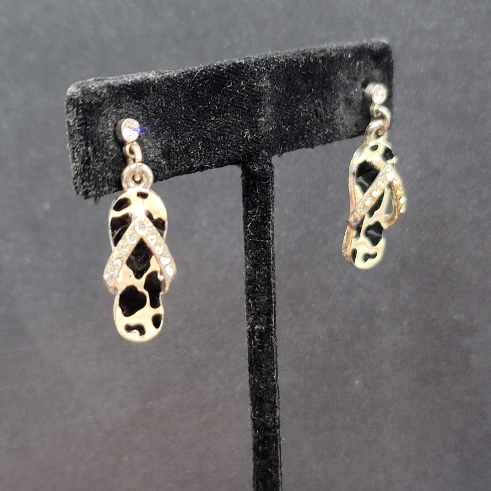 Pierced Earrings Black White Enamel Rhinestone Dangle Flip Flops Sandels 3/4"